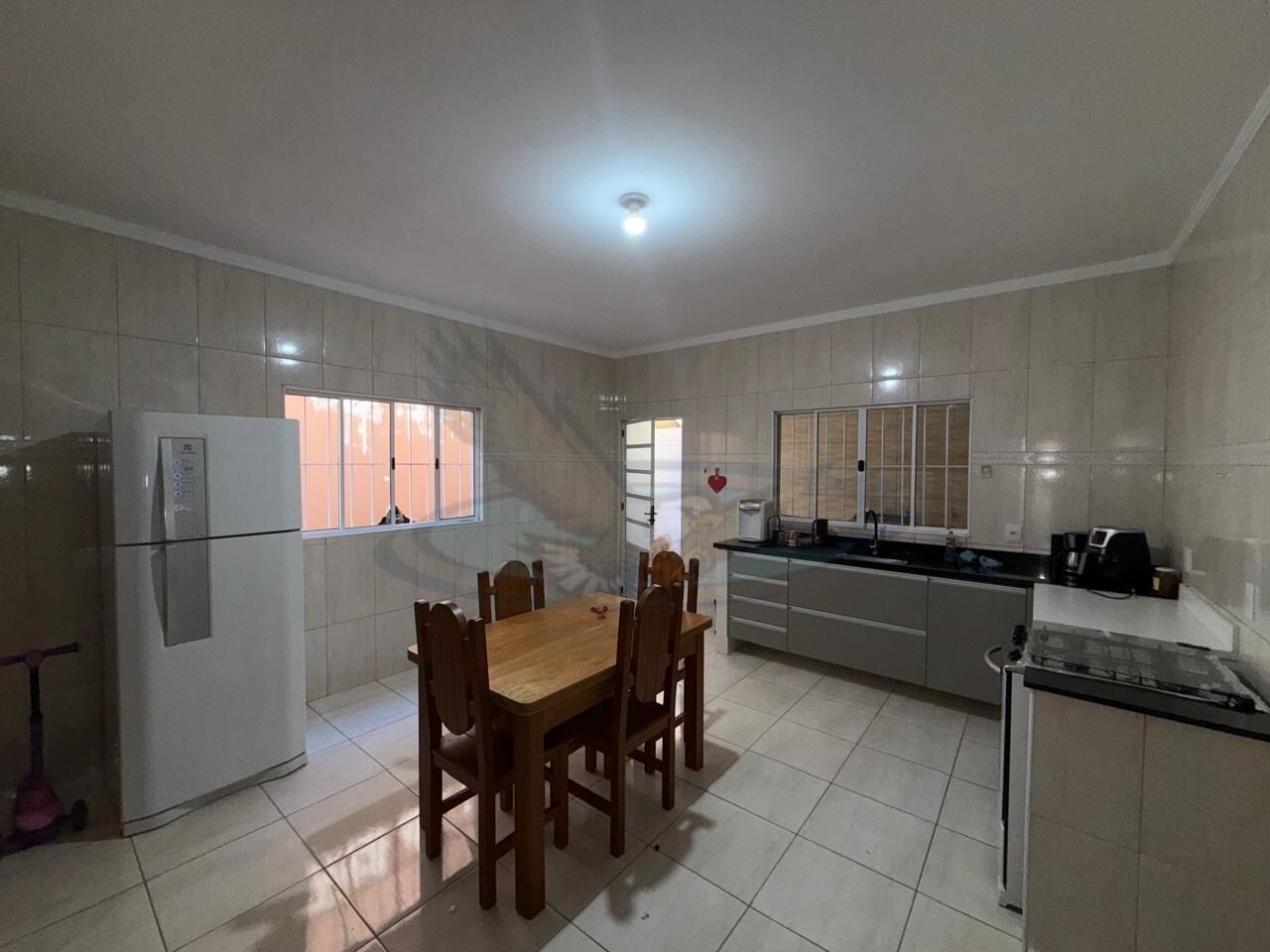 Casa, 3 quartos, 181 m² - Foto 1