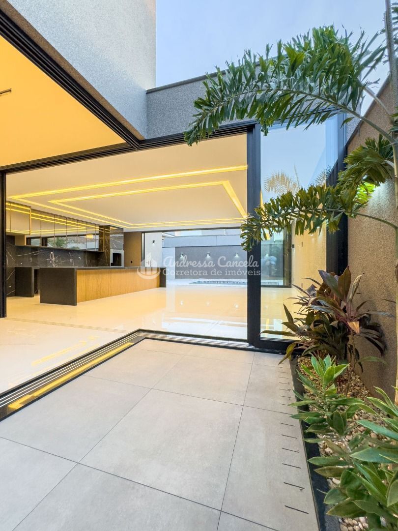 Casa, 3 quartos, 260 m² - Foto 15