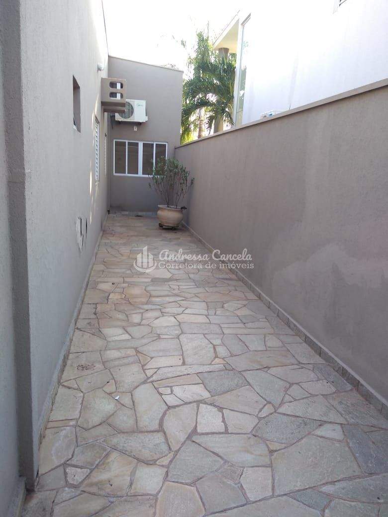 Casa, 3 quartos, 200 m² - Foto 15