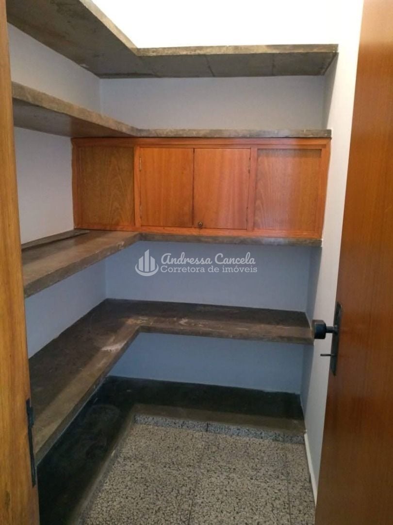 Casa, 4 quartos, 300 m² - Foto 8