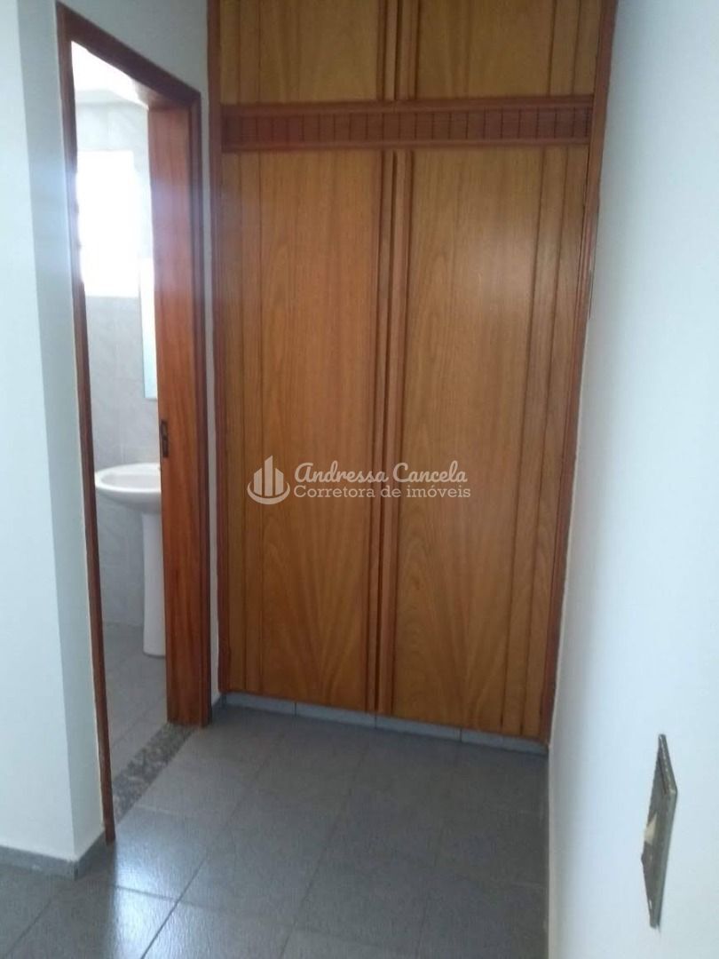 Casa, 4 quartos, 300 m² - Foto 10
