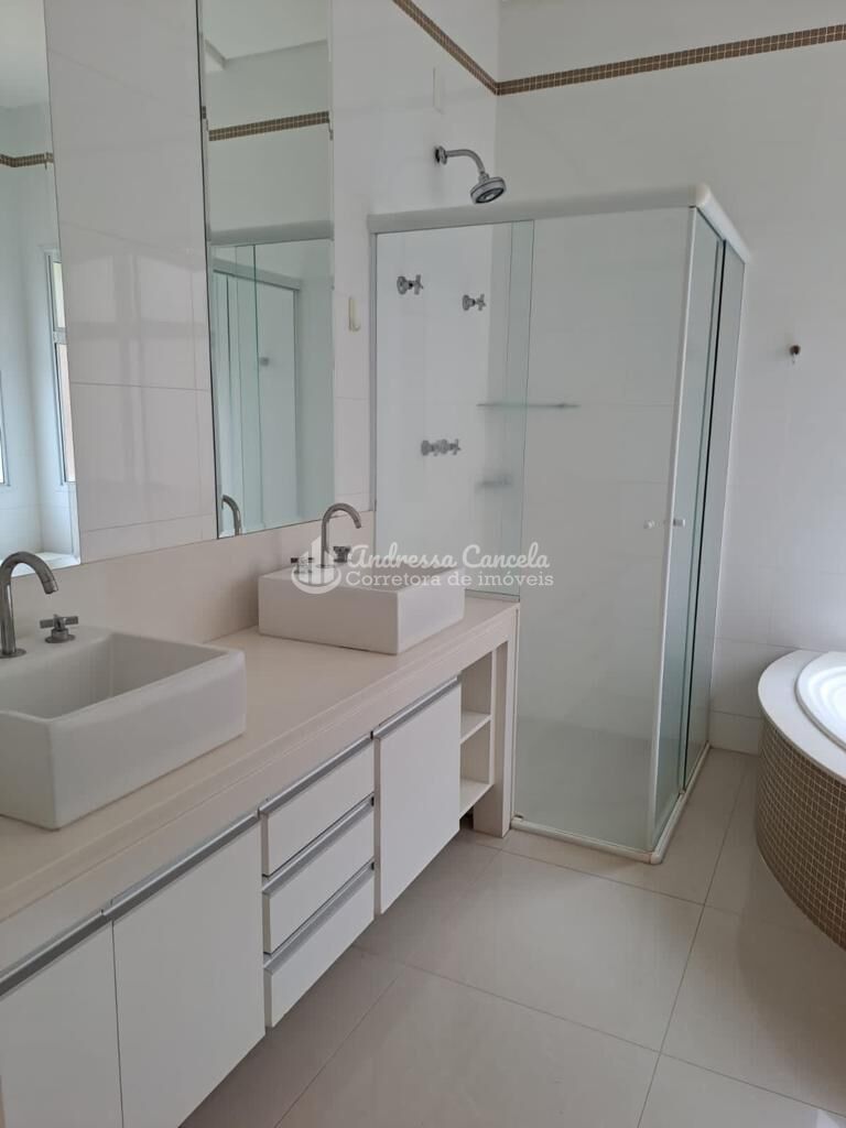 Casa, 4 quartos, 330 m² - Foto 23