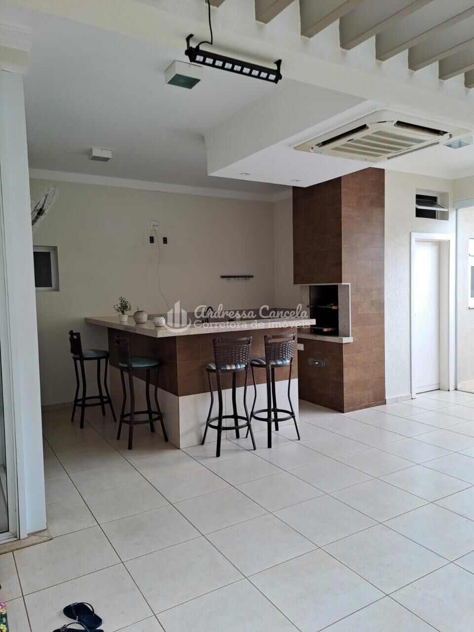 Casa, 4 quartos, 330 m² - Foto 32