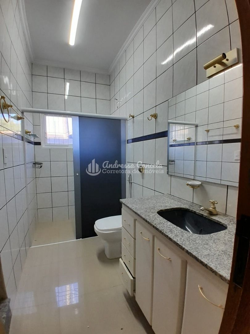 Casa, 3 quartos, 245 m² - Foto 19