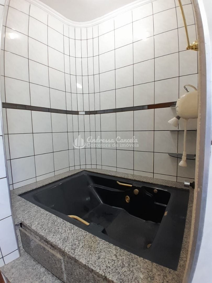 Casa, 3 quartos, 245 m² - Foto 11