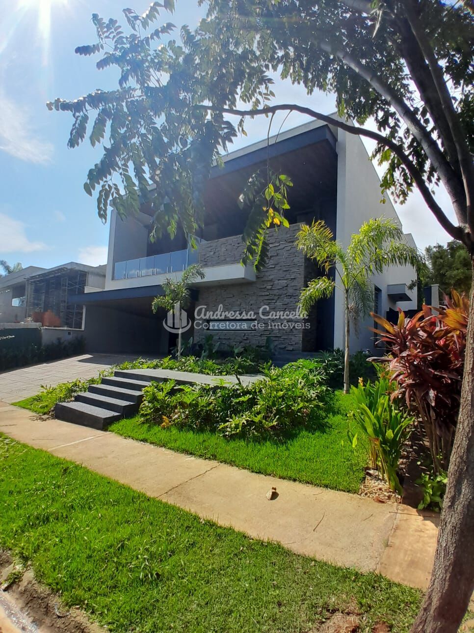 Sobrado, 3 quartos, 409 m² - Foto 2