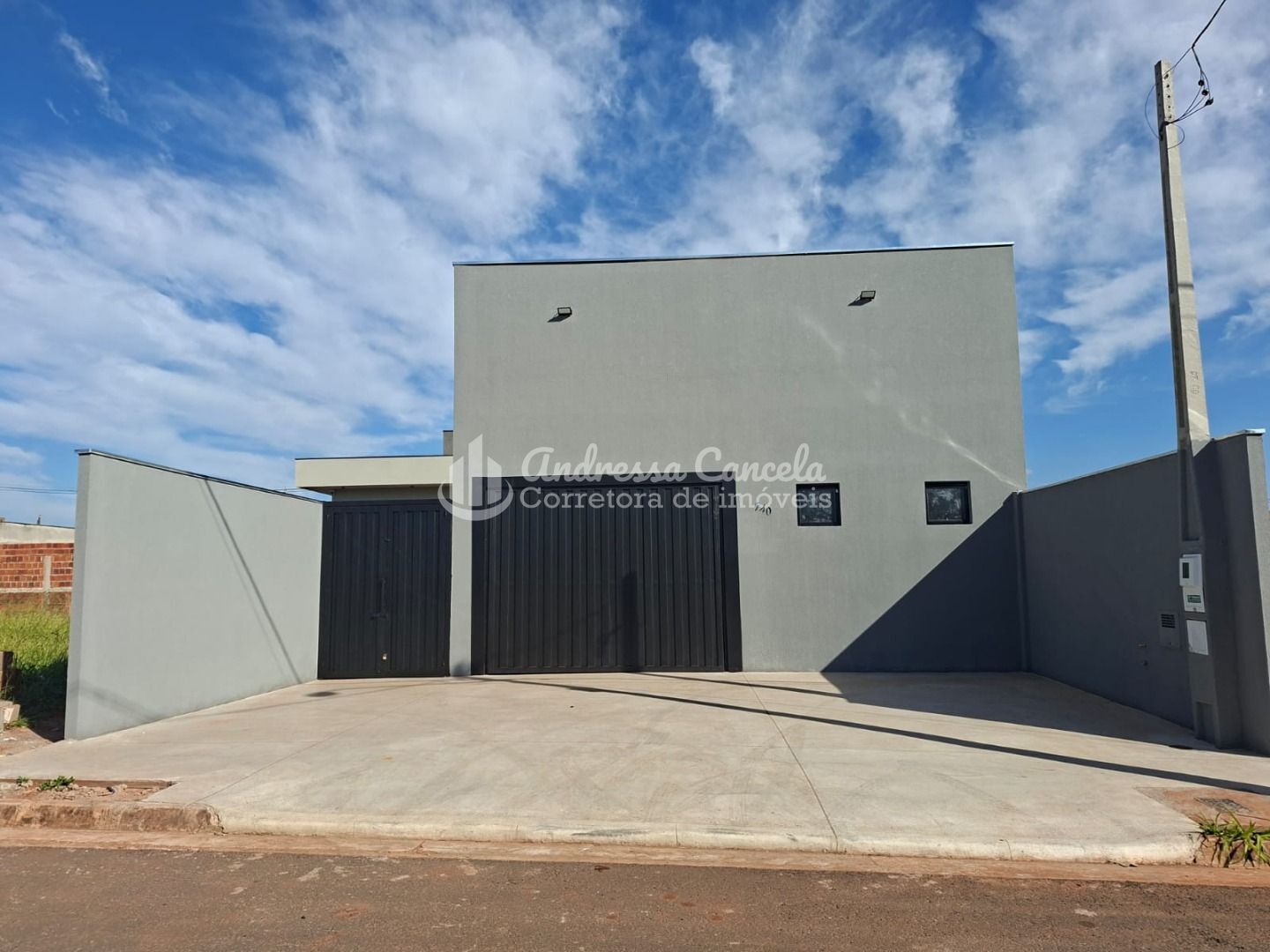 Loja-Salão, 120 m² - Foto 1