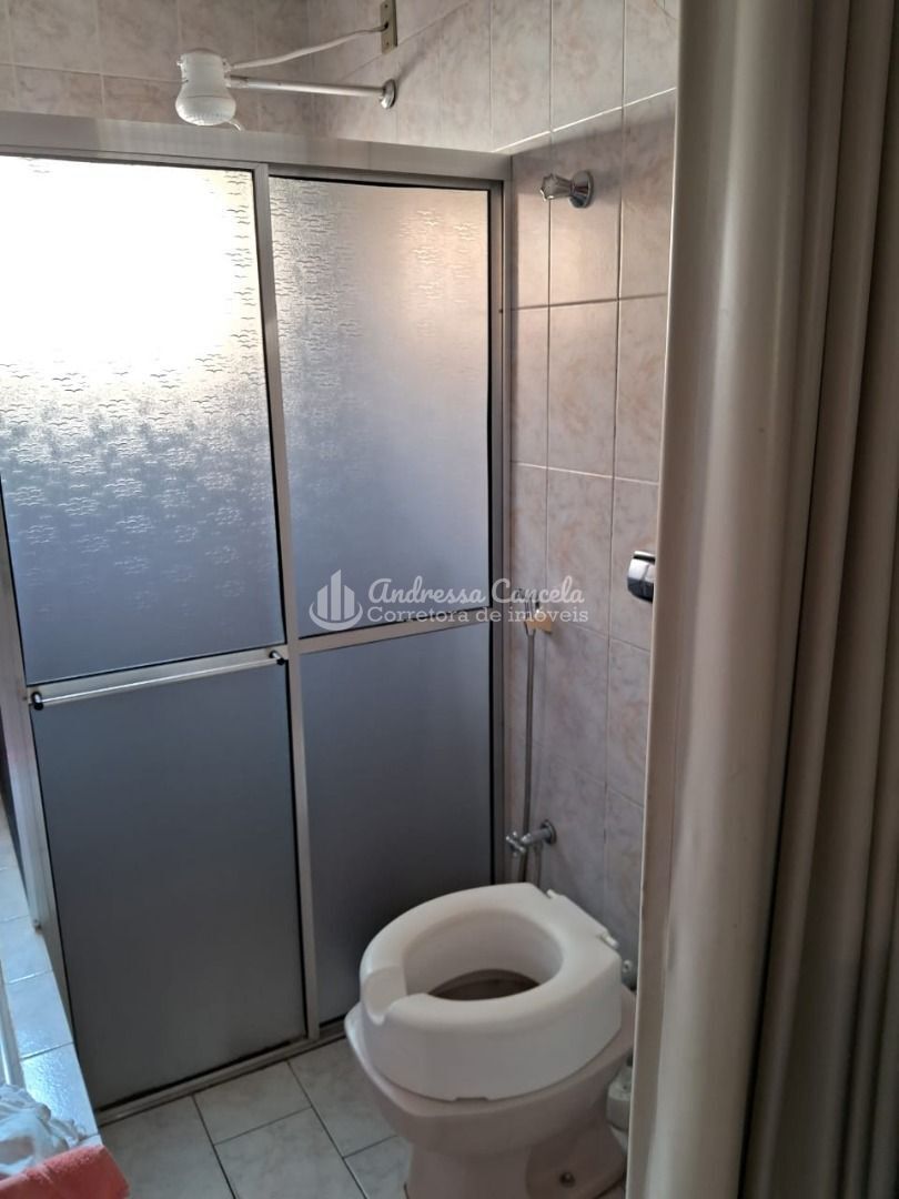 Casa, 4 quartos, 240 m² - Foto 14