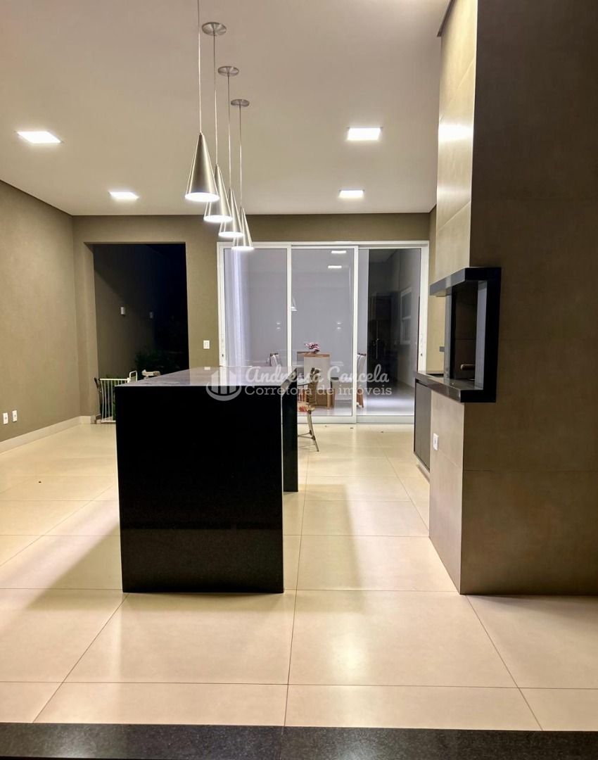 Casa, 3 quartos, 240 m² - Foto 7
