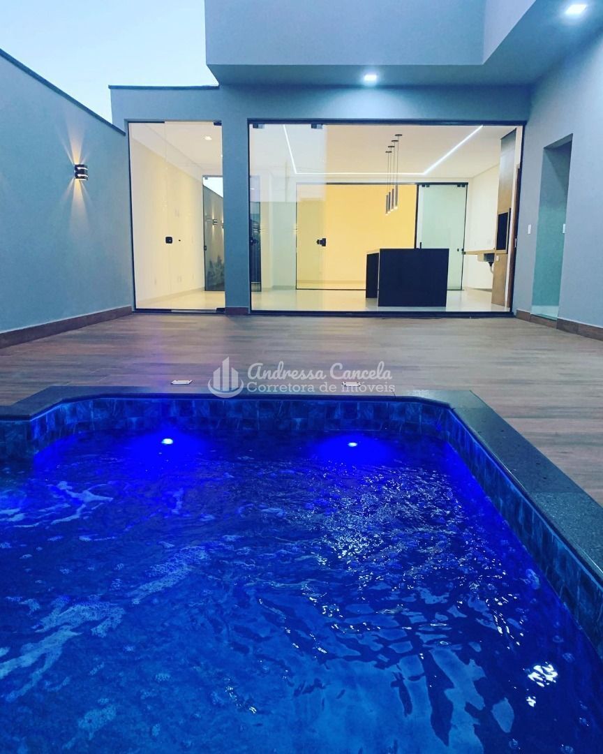 Casa, 3 quartos, 230 m² - Foto 2