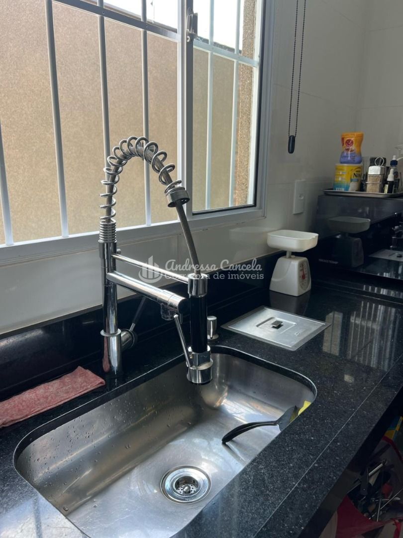 Casa, 3 quartos, 184 m² - Foto 19