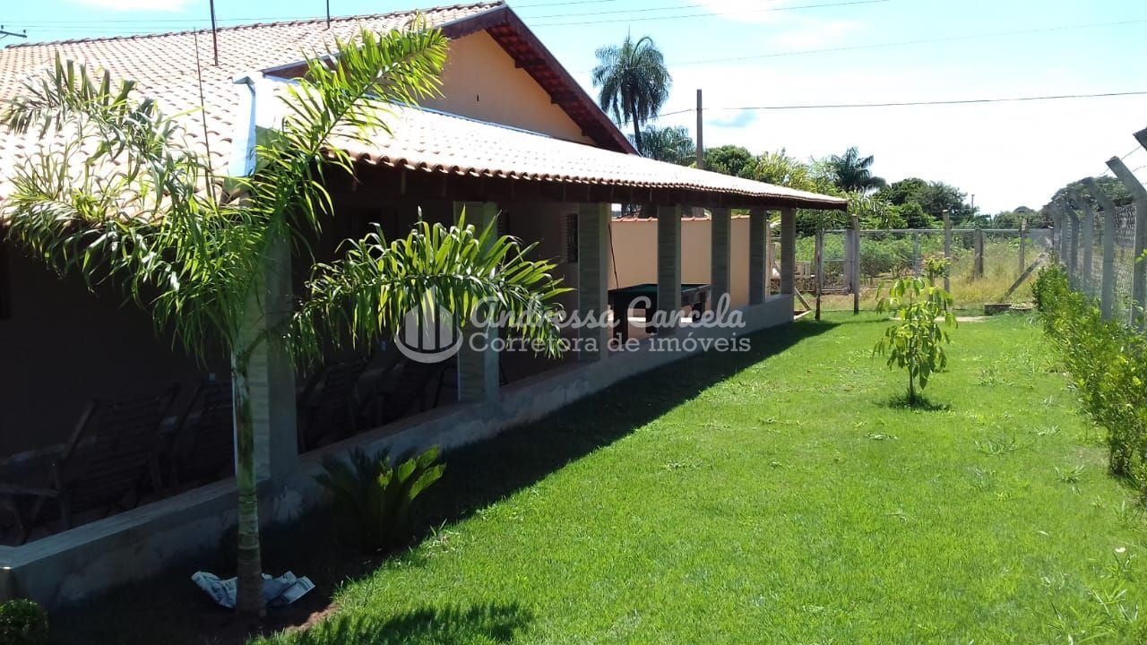 Sítio, 3 quartos, 1150 m² - Foto 1