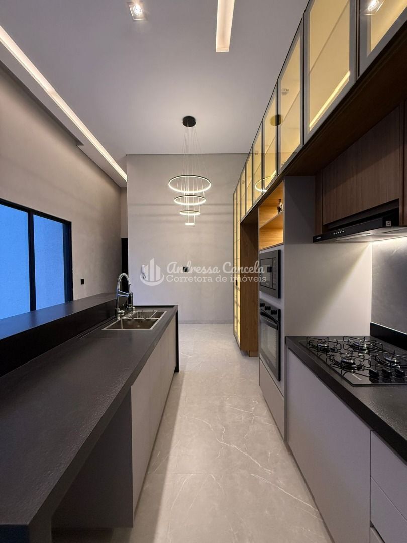 Casa, 3 quartos, 137 m² - Foto 2