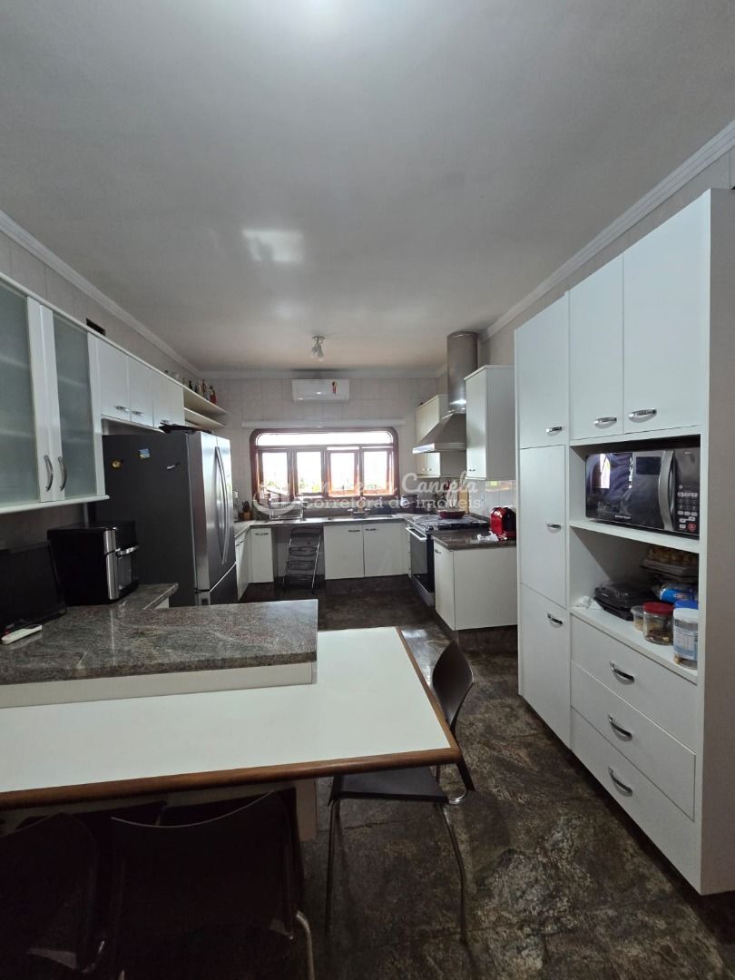 Sobrado, 4 quartos, 772 m² - Foto 3