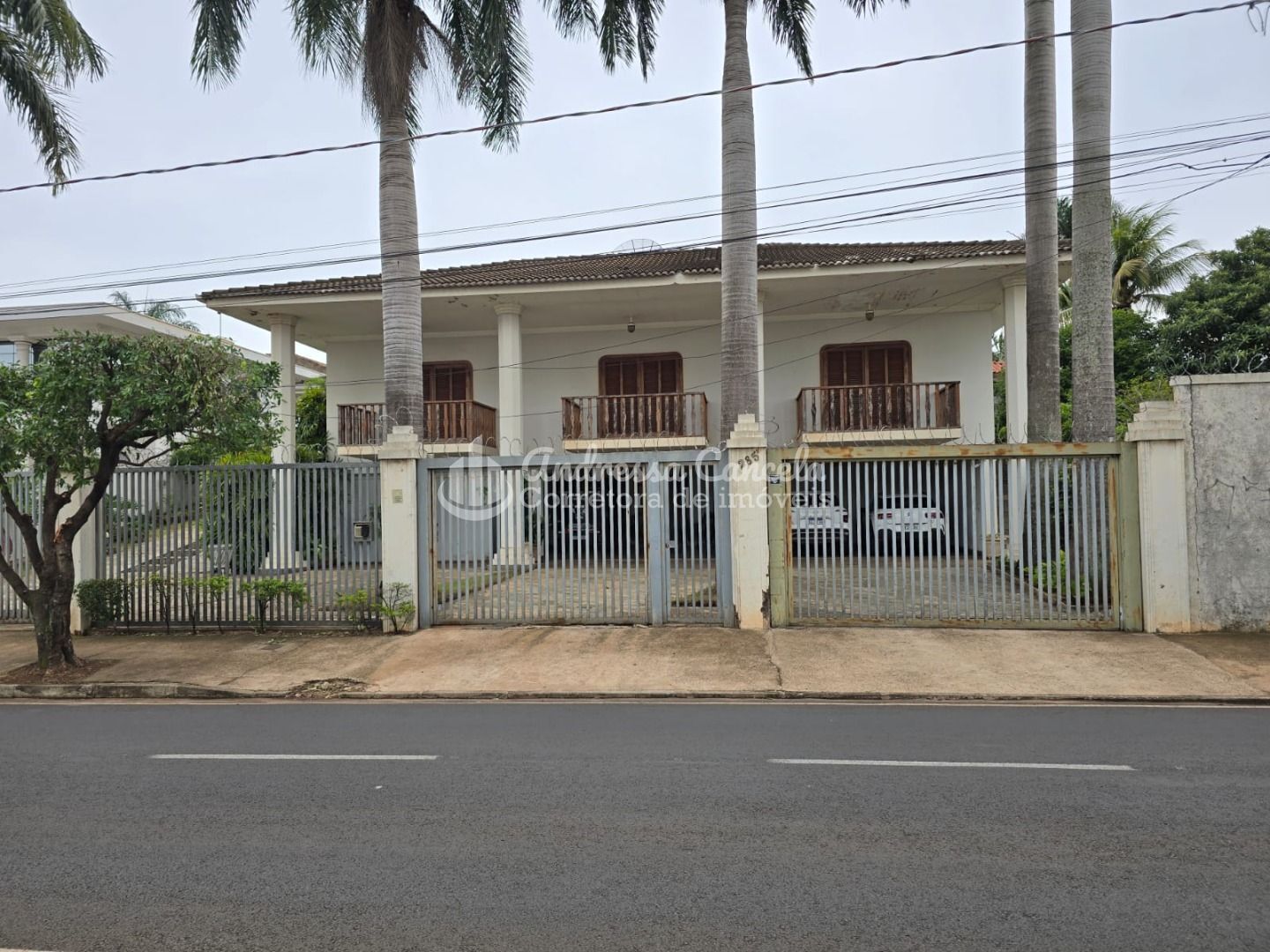 Sobrado, 4 quartos, 772 m² - Foto 1