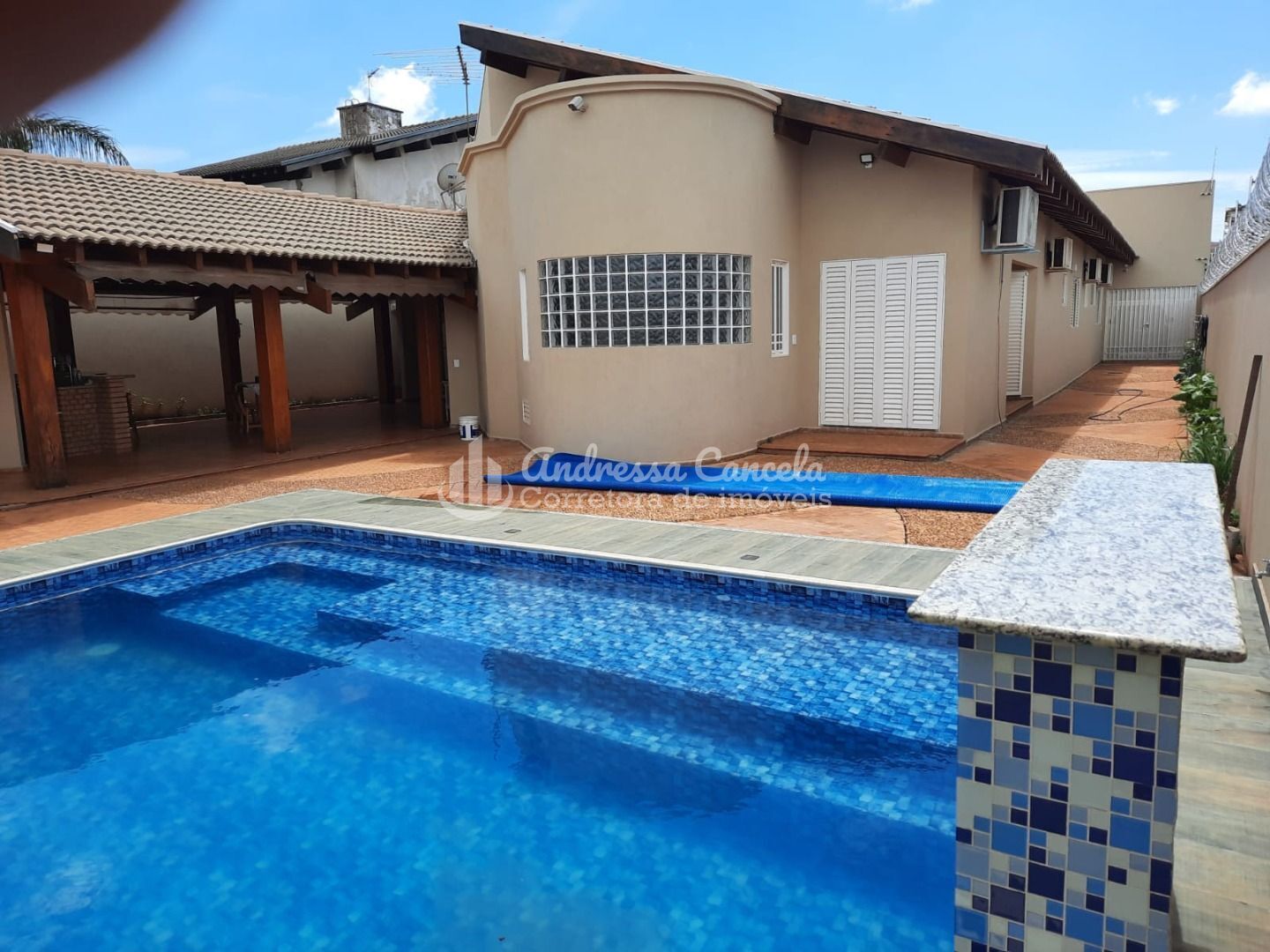 Casa, 4 quartos, 462 m² - Foto 1