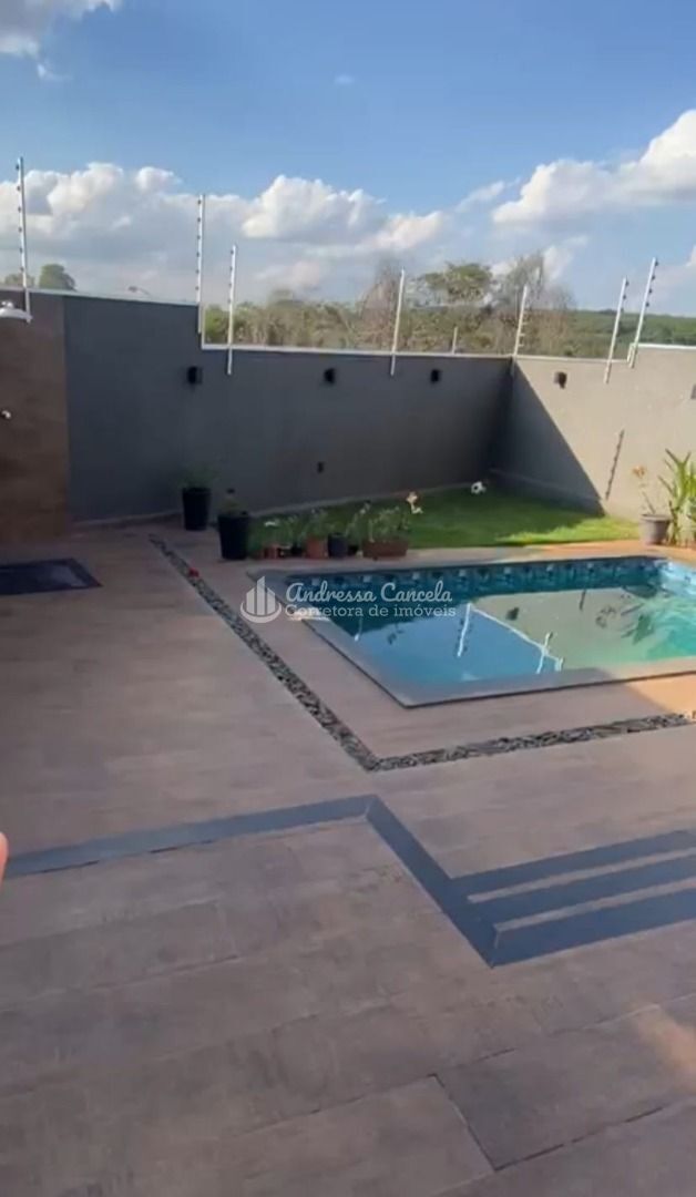 Casa, 3 quartos, 198 m² - Foto 35