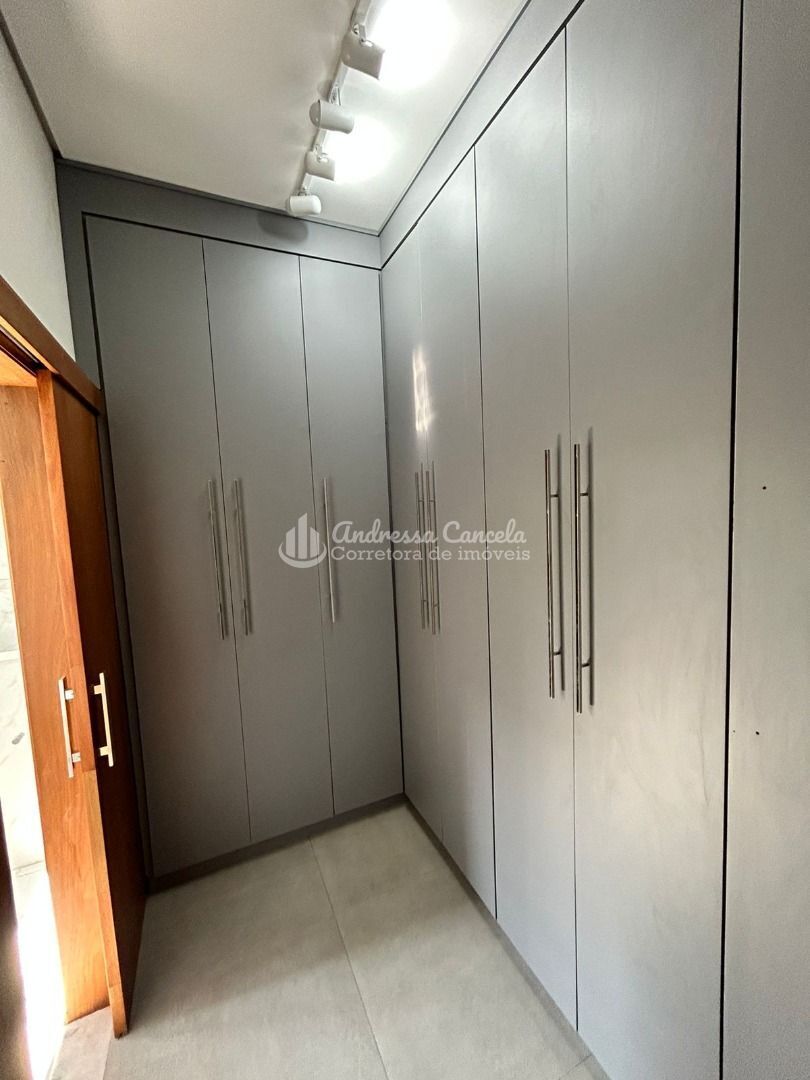 Casa, 3 quartos, 209 m² - Foto 7