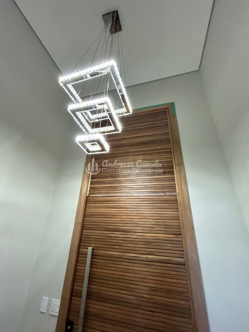 Casa, 3 quartos, 209 m² - Foto 4
