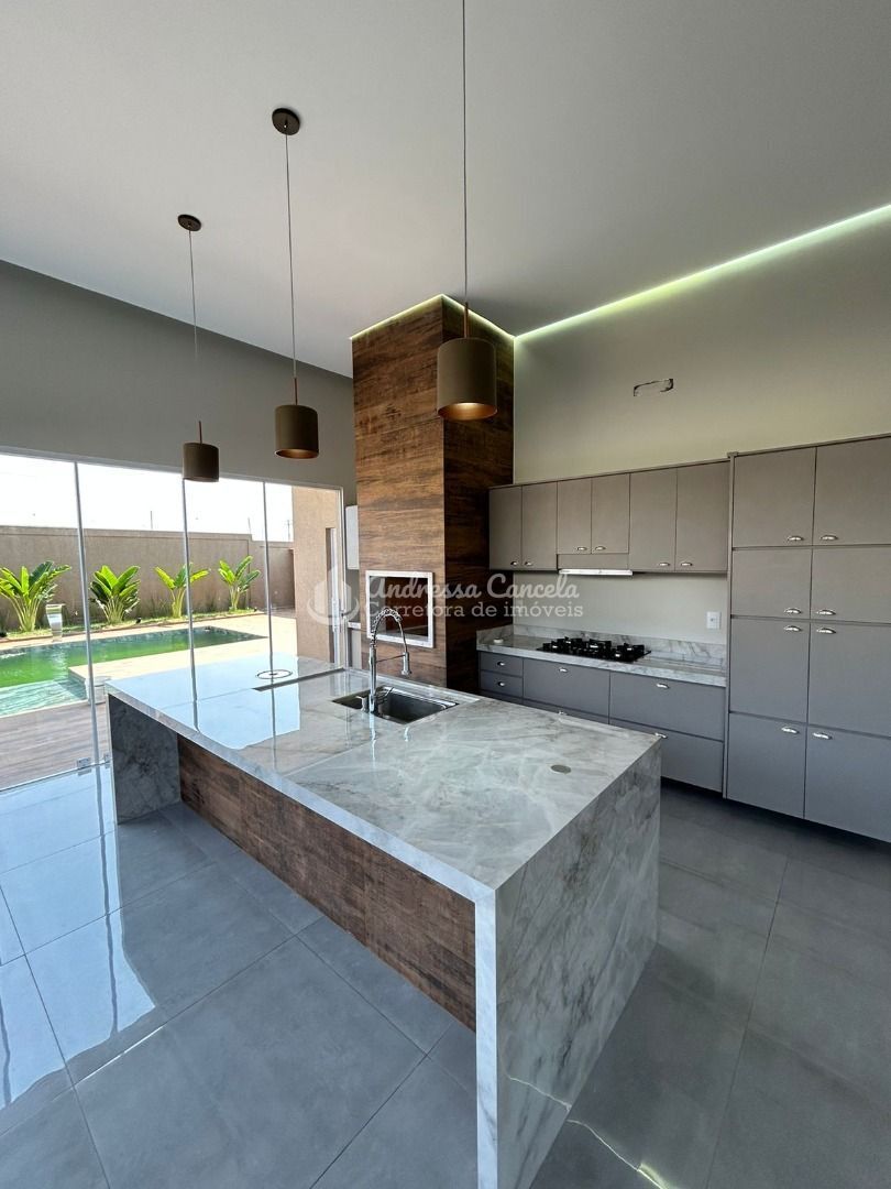 Casa, 3 quartos, 209 m² - Foto 14
