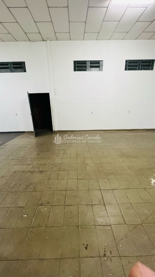 Loja-Salão, 330 m² - Foto 1