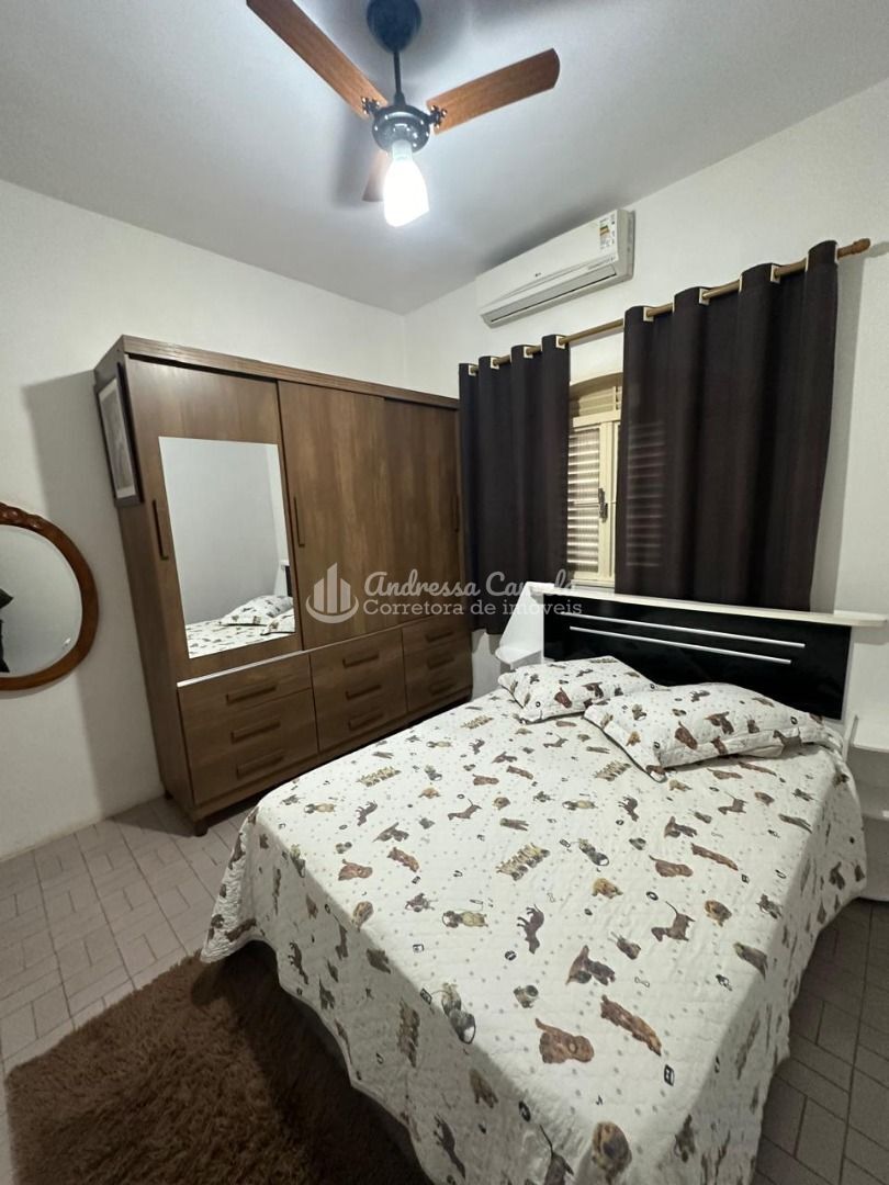 Casa, 3 quartos, 220 m² - Foto 2