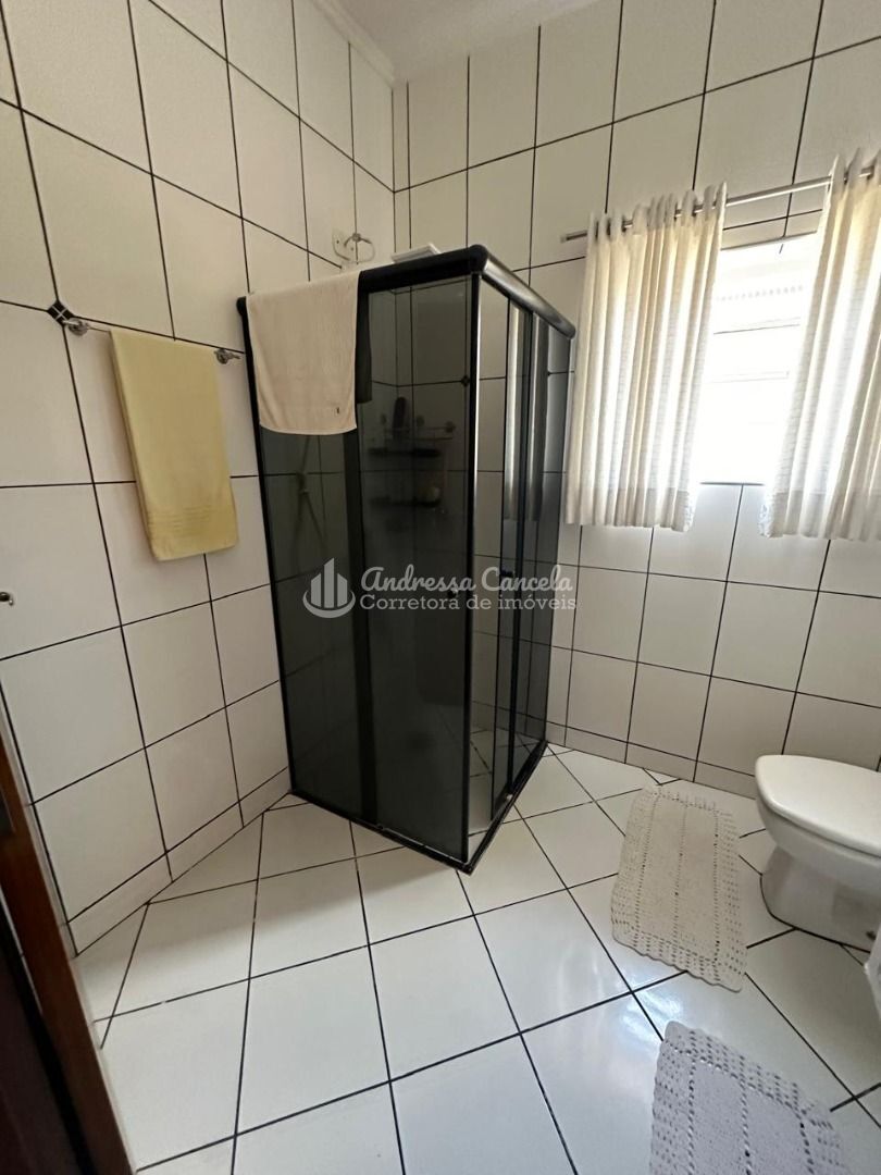 Casa, 3 quartos, 220 m² - Foto 7