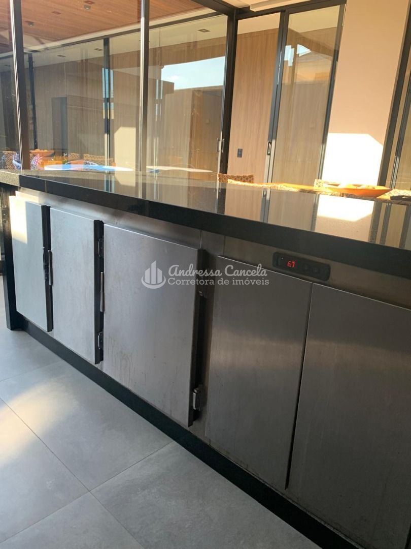 Casa, 3 quartos, 251 m² - Foto 49