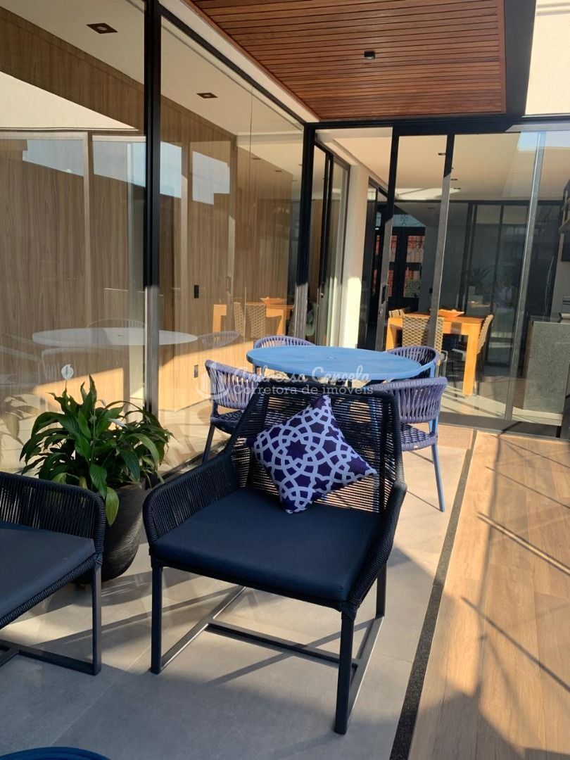 Casa, 3 quartos, 251 m² - Foto 44