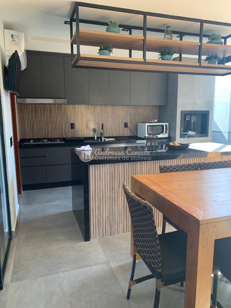 Casa, 3 quartos, 251 m² - Foto 15