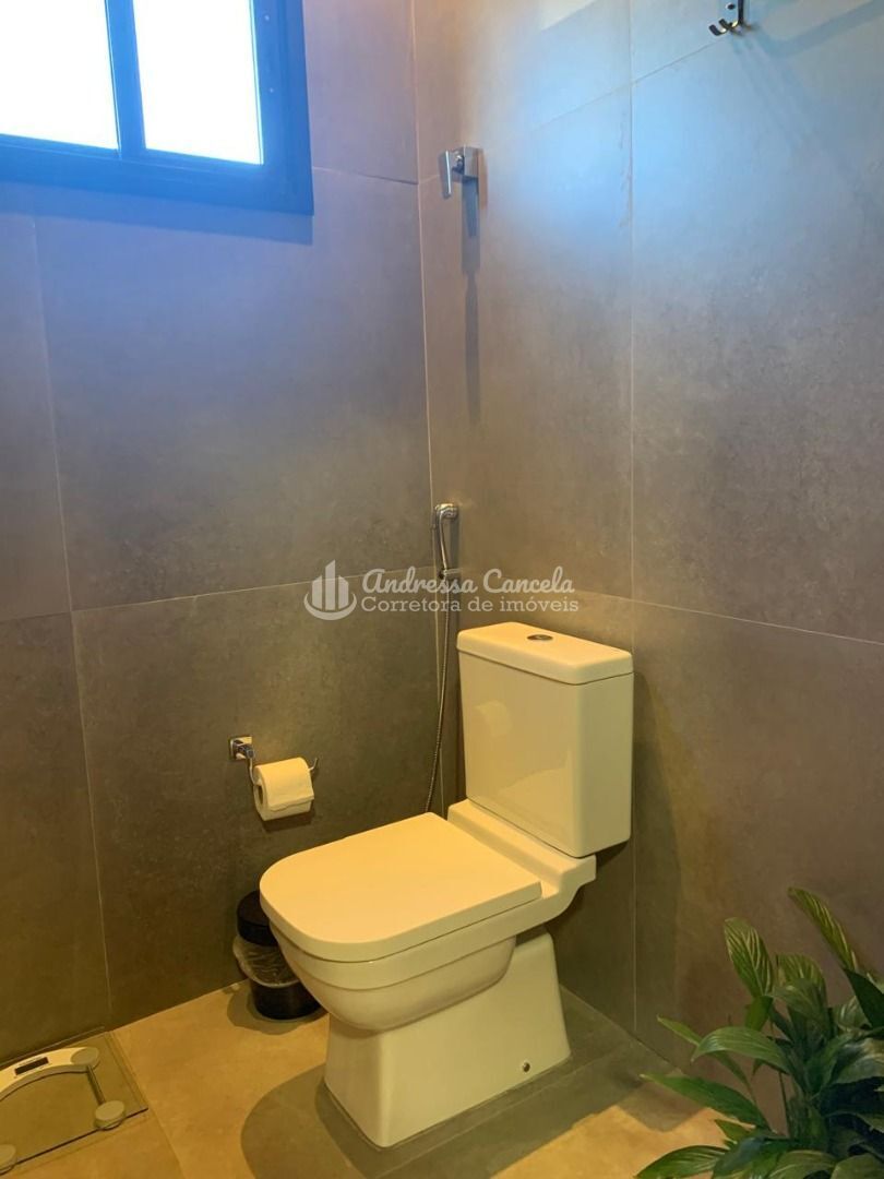 Casa, 3 quartos, 251 m² - Foto 43