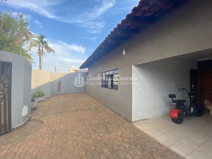 Casa, 3 quartos, 250 m² - Foto 13