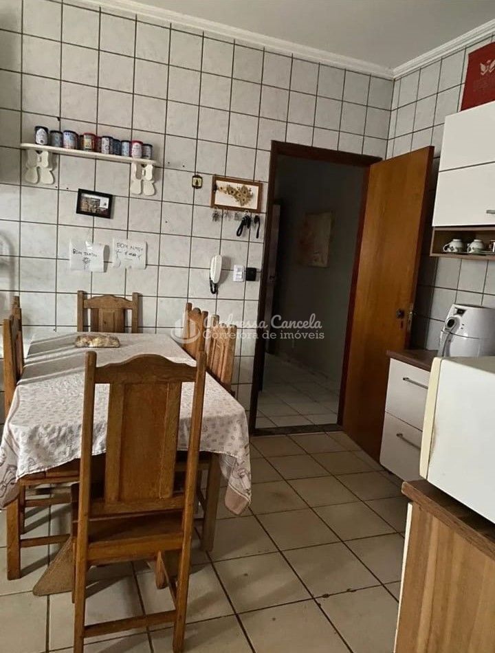 Casa, 3 quartos, 250 m² - Foto 17