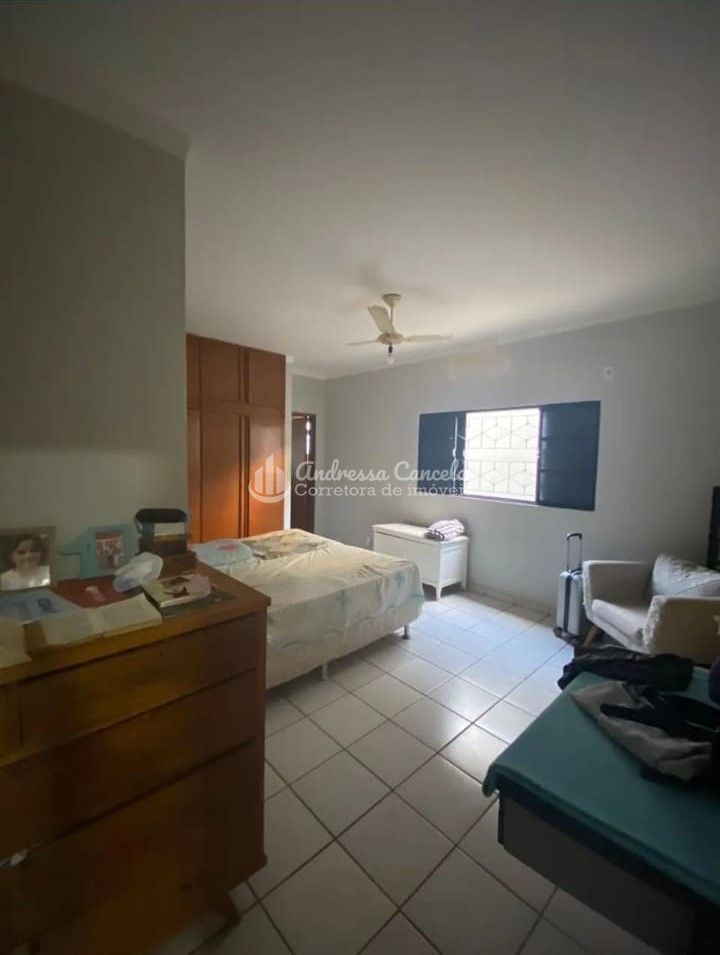 Casa, 3 quartos, 250 m² - Foto 11