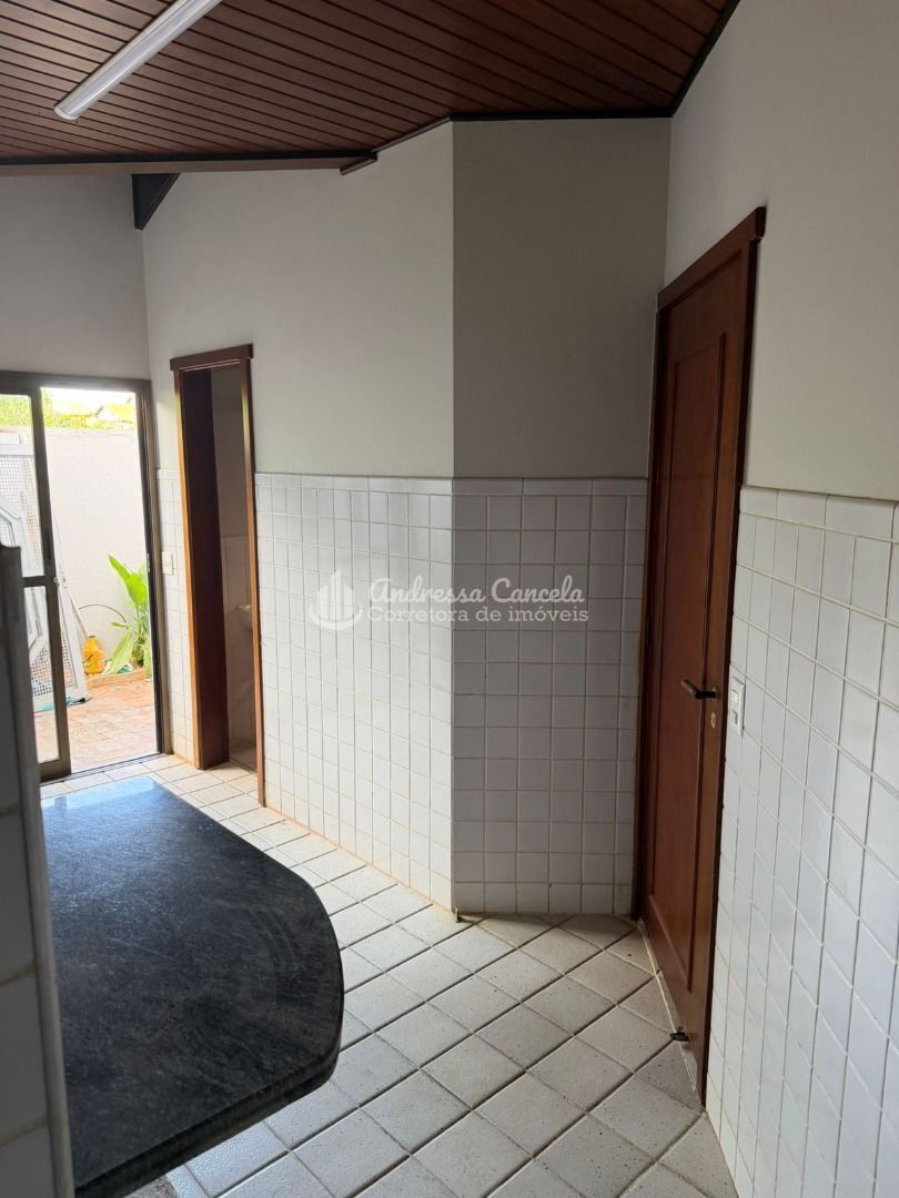 Sobrado, 3 quartos, 330 m² - Foto 4