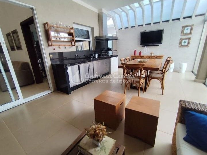 Casa, 3 quartos, 269 m² - Foto 4
