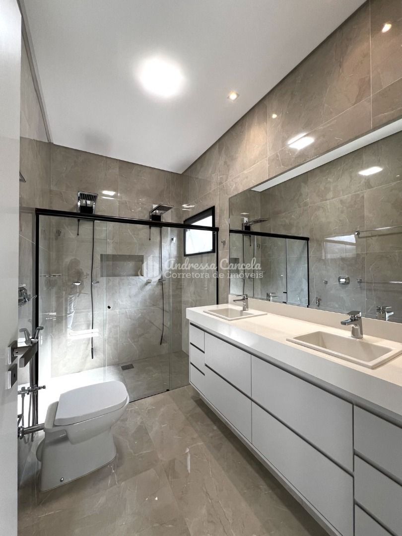 Casa, 3 quartos, 226 m² - Foto 14