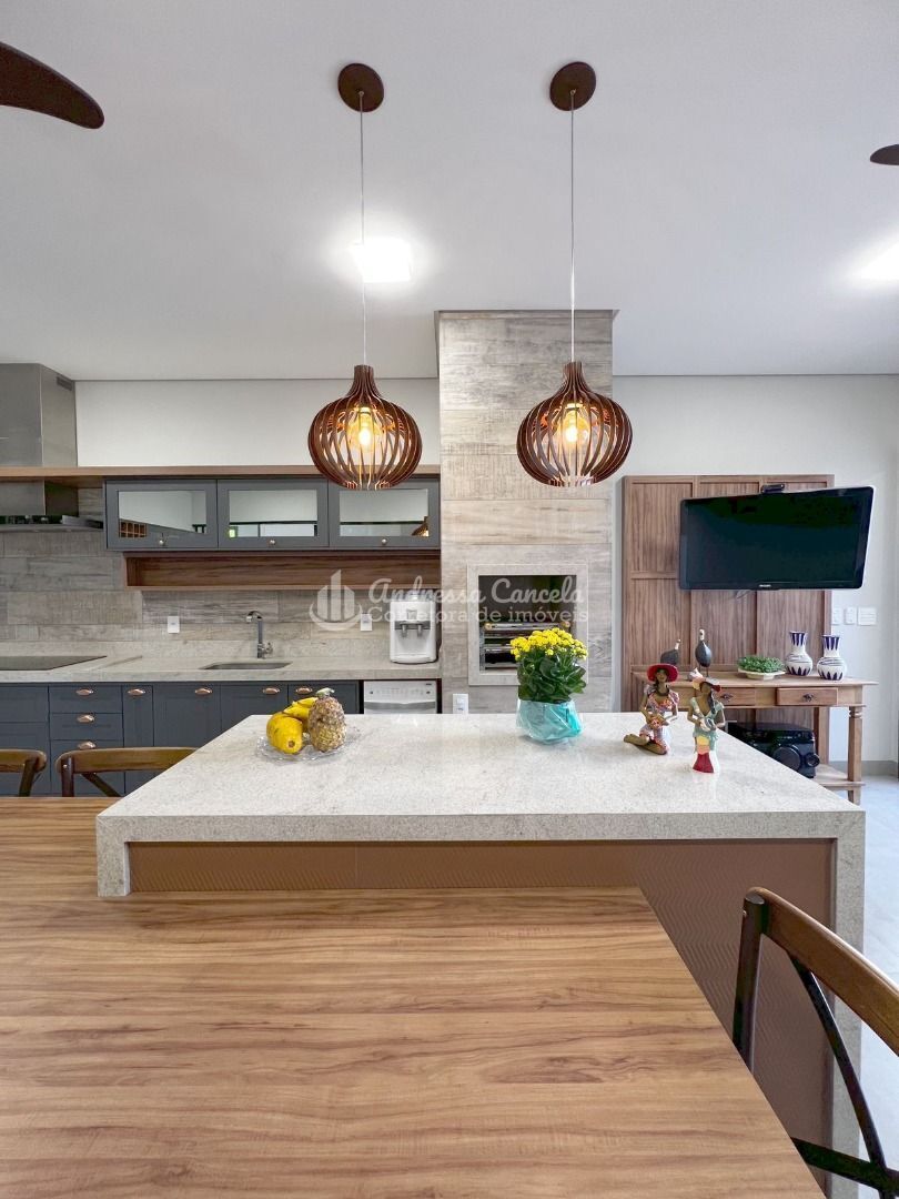 Casa, 3 quartos, 226 m² - Foto 23