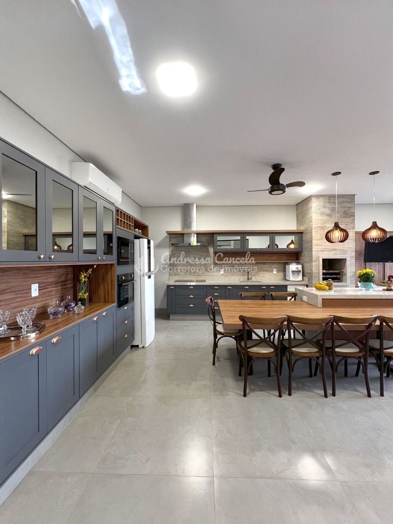 Casa, 3 quartos, 226 m² - Foto 26