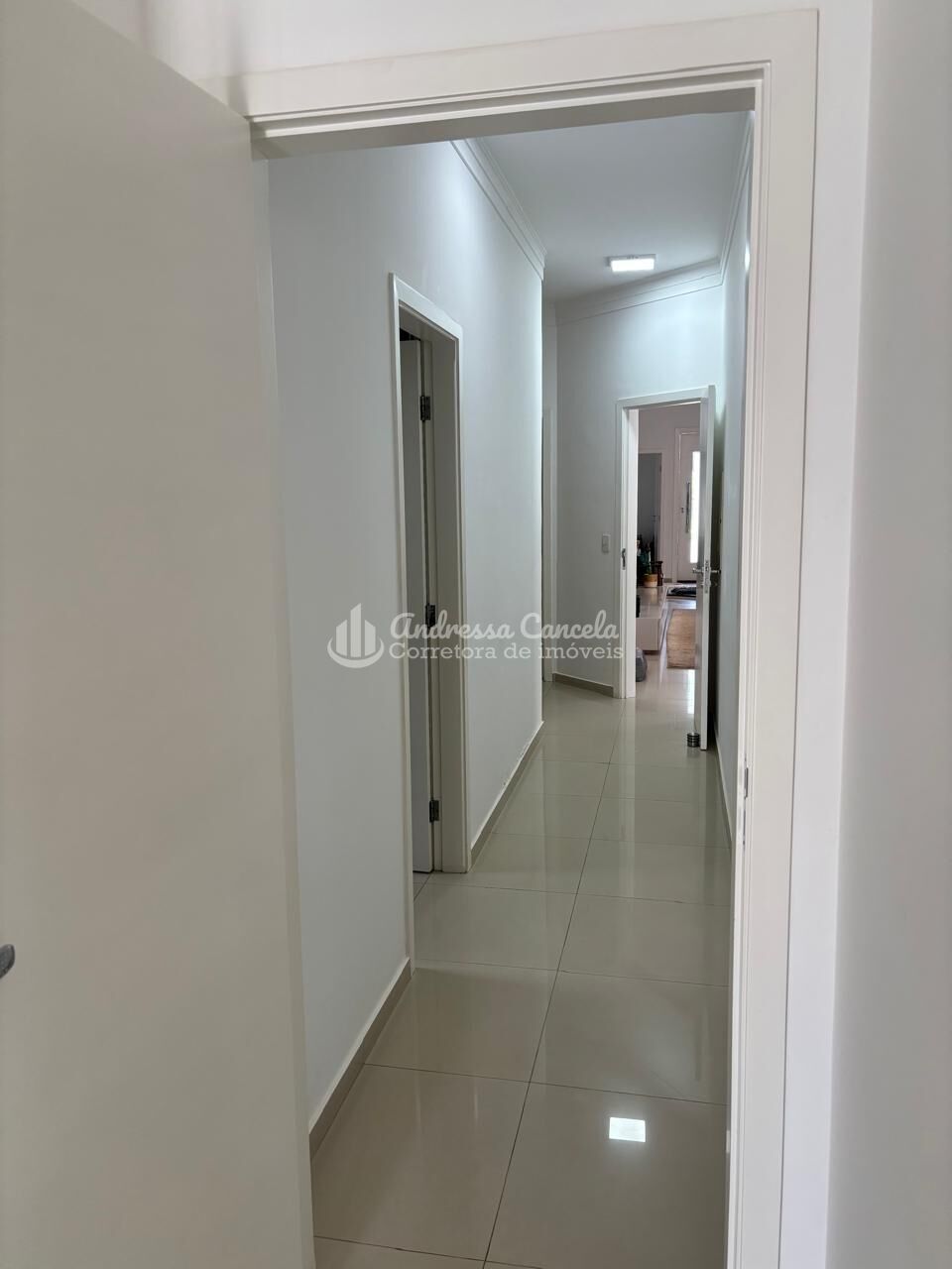 Casa, 3 quartos, 200 m² - Foto 9