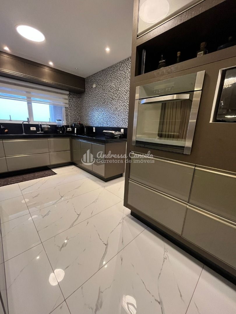 Apartamento, 4 quartos, 174 m² - Foto 11