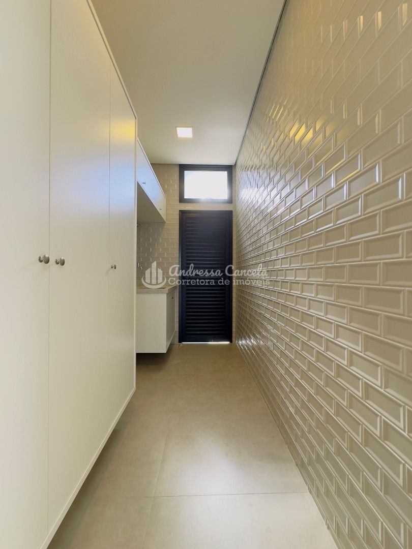 Casa, 3 quartos, 200 m² - Foto 8