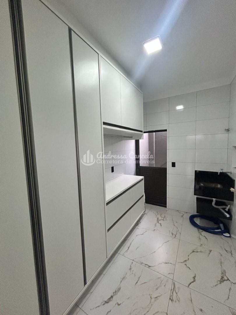 Casa, 3 quartos, 175 m² - Foto 2