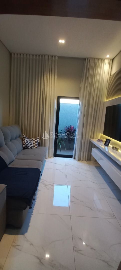 Casa, 3 quartos, 226 m² - Foto 4