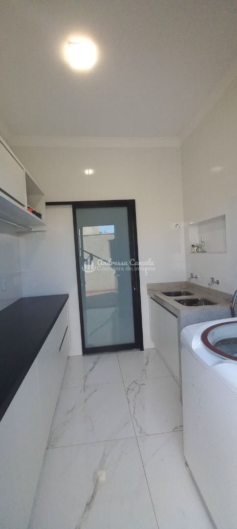 Casa, 3 quartos, 226 m² - Foto 12