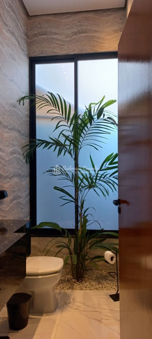 Casa, 3 quartos, 226 m² - Foto 2
