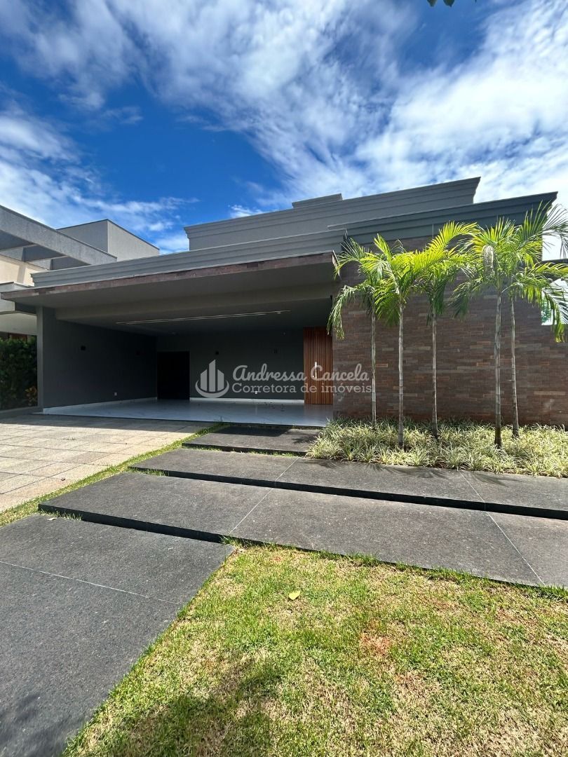 Sobrado, 4 quartos, 350 m² - Foto 1