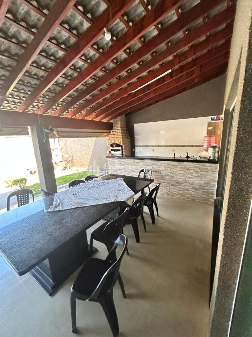 Casa, 3 quartos, 200 m² - Foto 6
