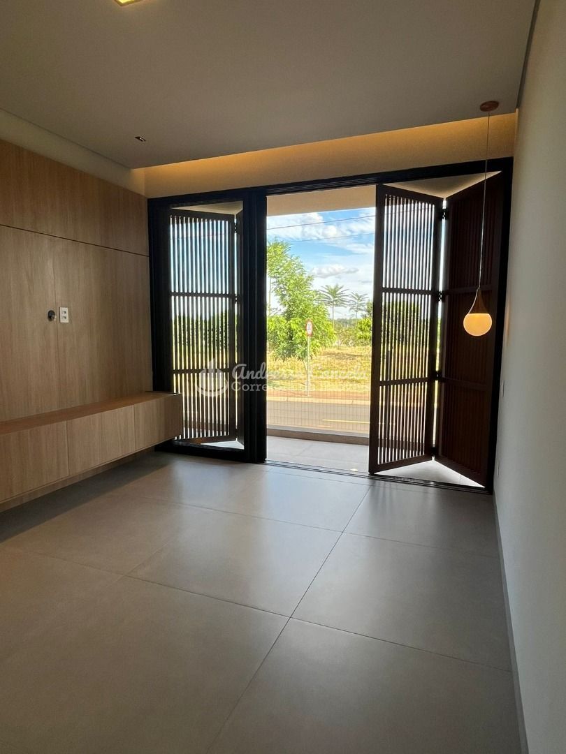 Casa, 3 quartos, 250 m² - Foto 4