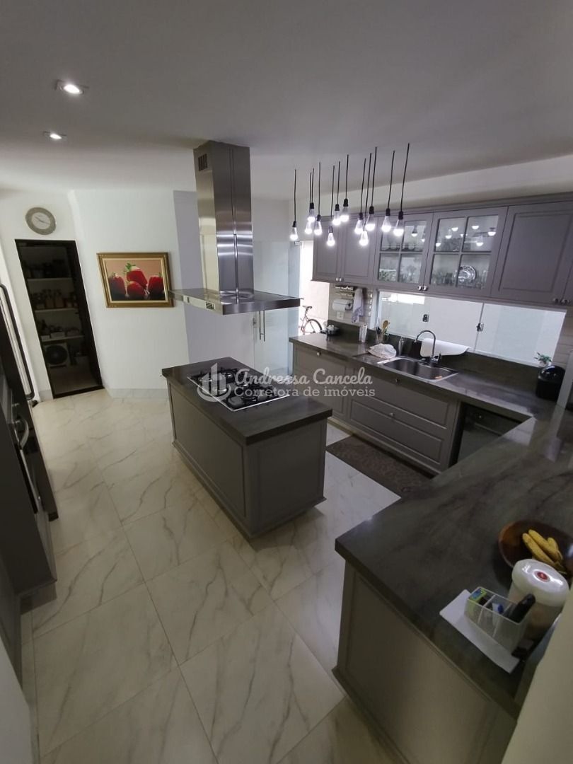 Sobrado, 4 quartos, 404 m² - Foto 12